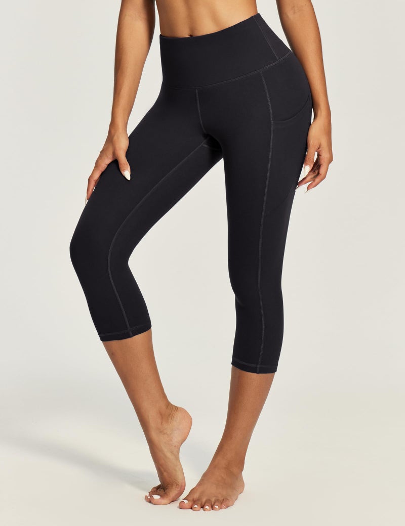 IUGA High Waisted Yoga Pants for Women with Pockets Capri Leggings for Women Workout Leggings Yoga Capris - Image 4